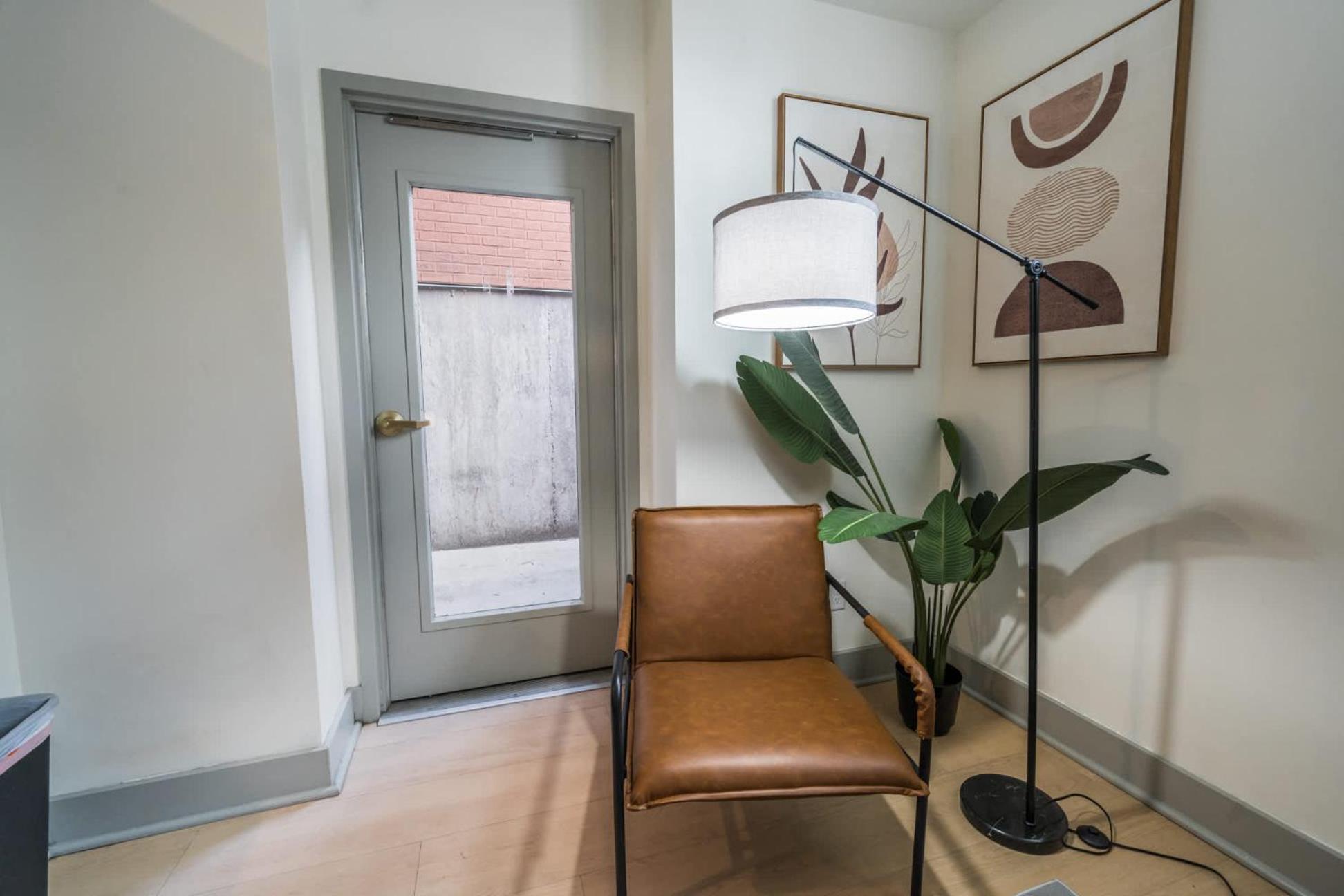 Bright And Modern In # 102 *
